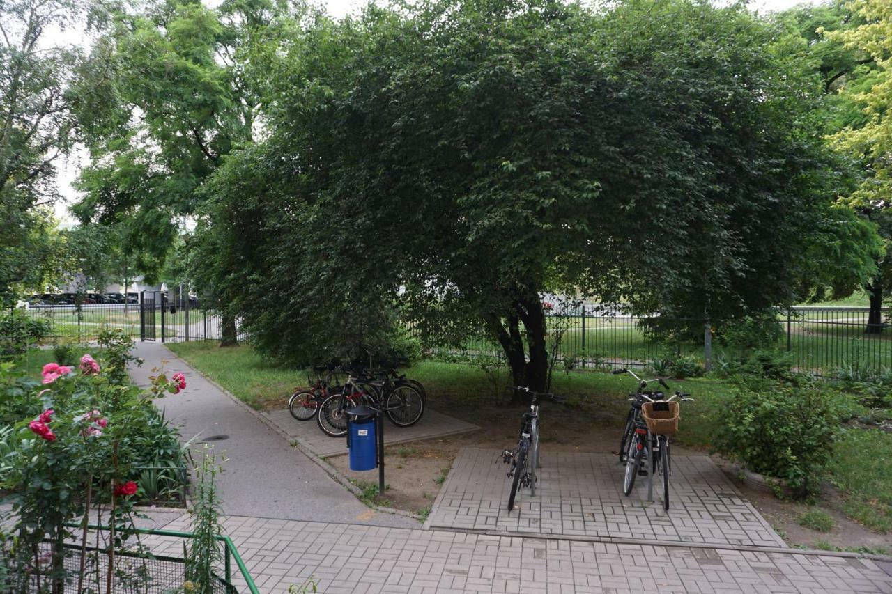 Butas Studio Dworzec Gdanski